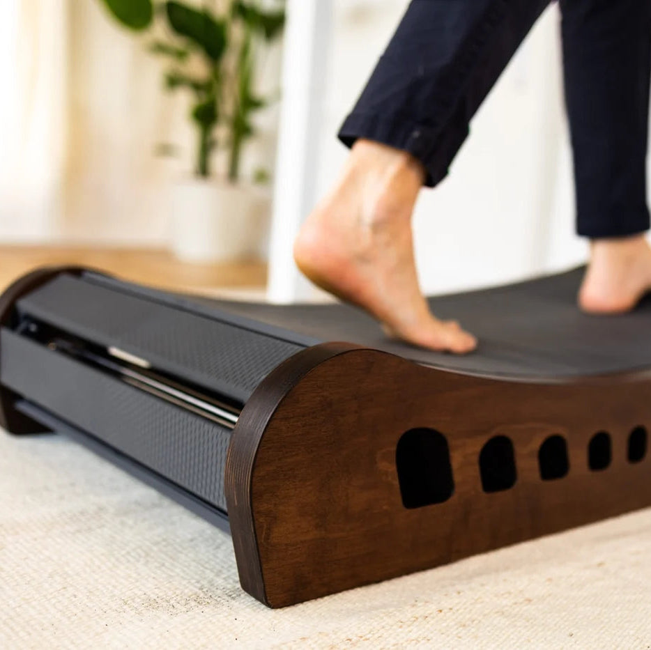 Moozan Under-Desk Walking Pad – Manual, Motor-Free Treadmill